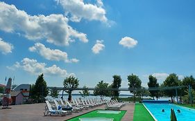 База Берег Svetlogorskoye